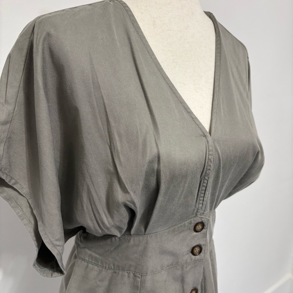 NWT Quince Vintage Wash Tencel Button Front Dress Sz M Sage Green - Picture 3 of 8
